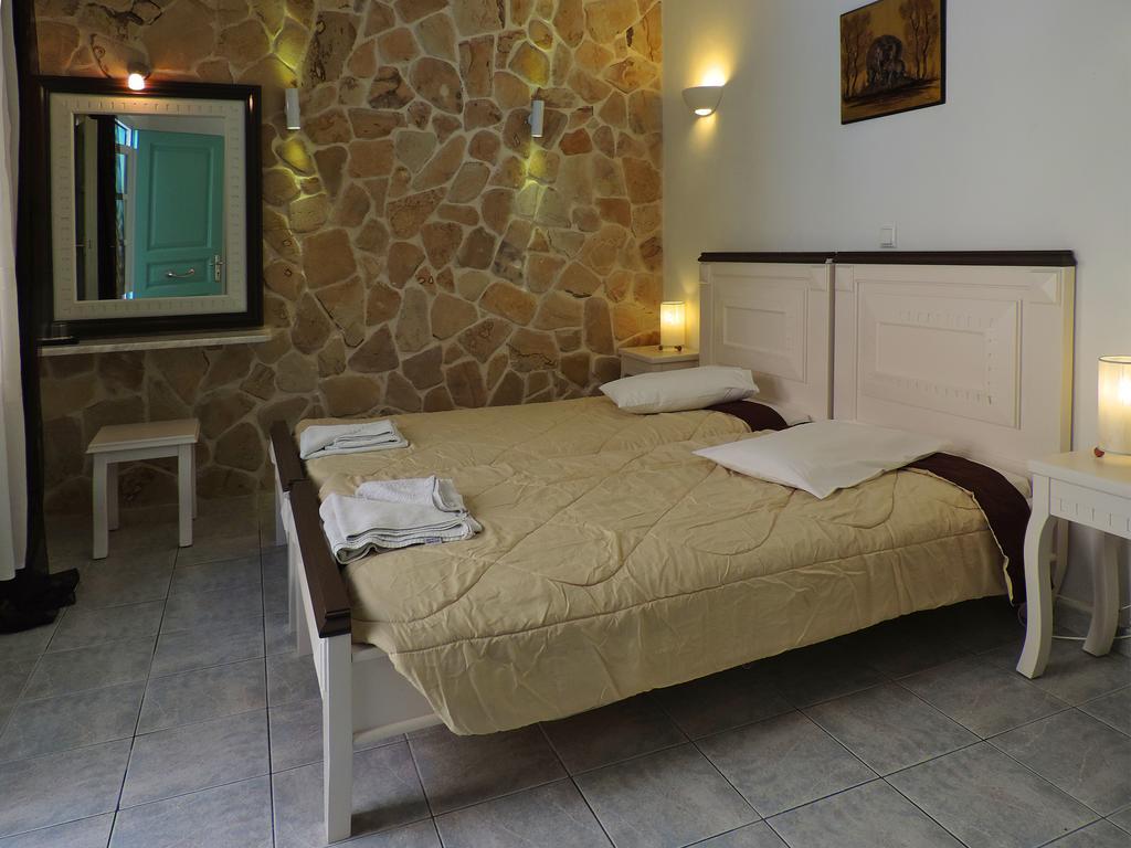 Sea Side Beach Hotel Καμάρι Δωμάτιο φωτογραφία